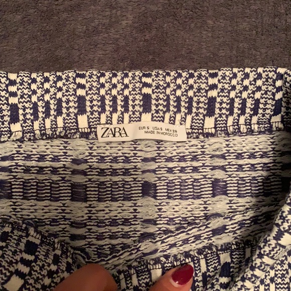 Fashionable fringed zara skirt size small - Picture 2 of 2